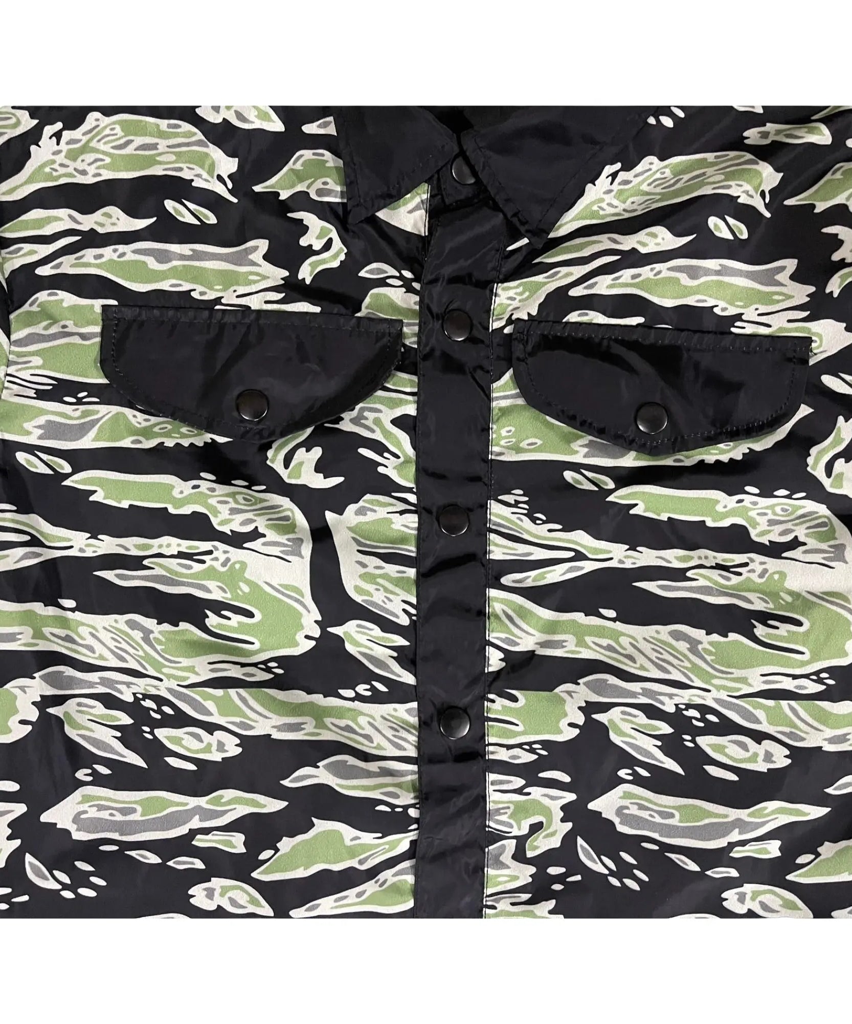 GSW Camouflage Button‑Up Shirt &amp; Shorts Set