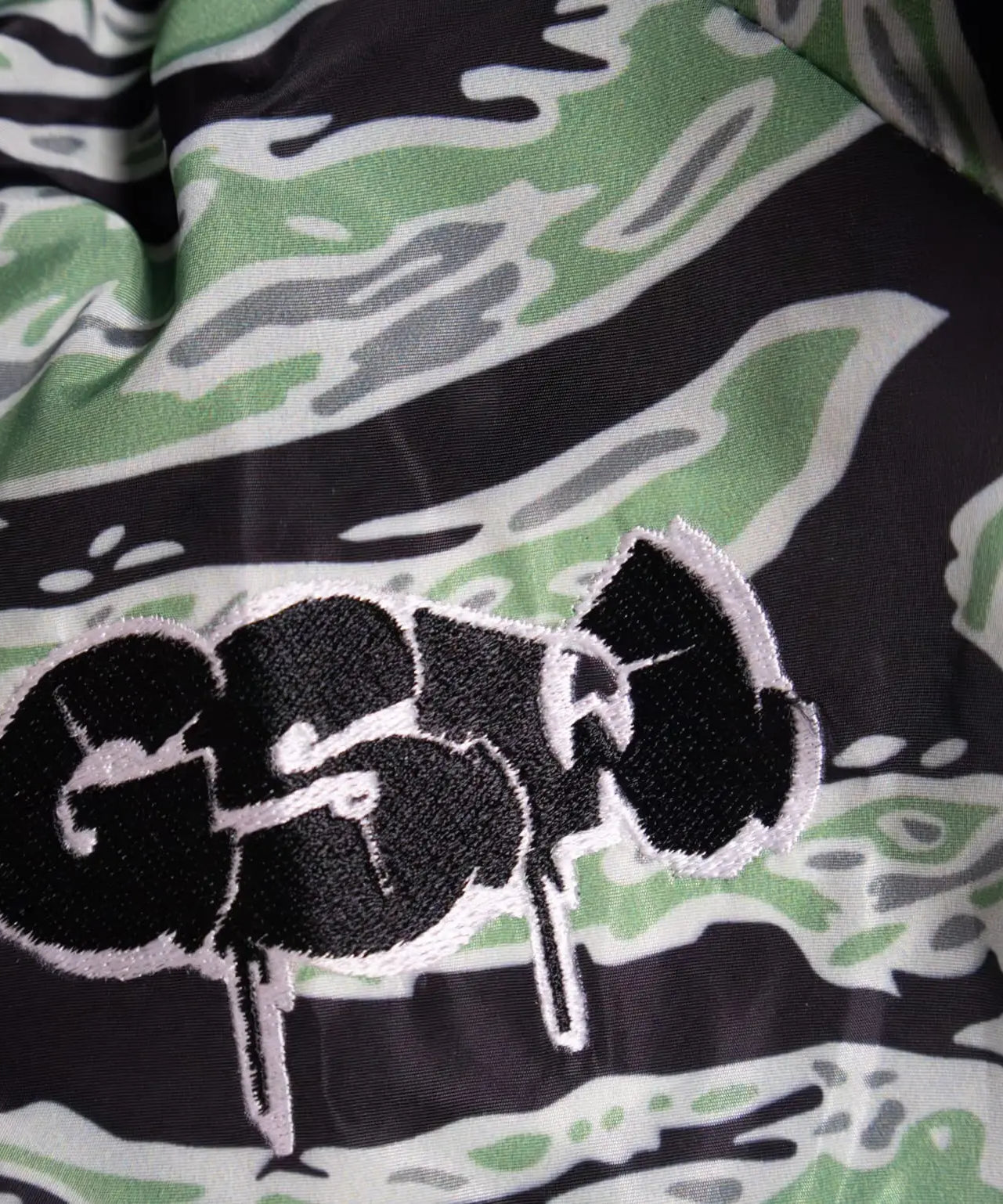 GSW Camouflage Button‑Up Shirt Shorts Set